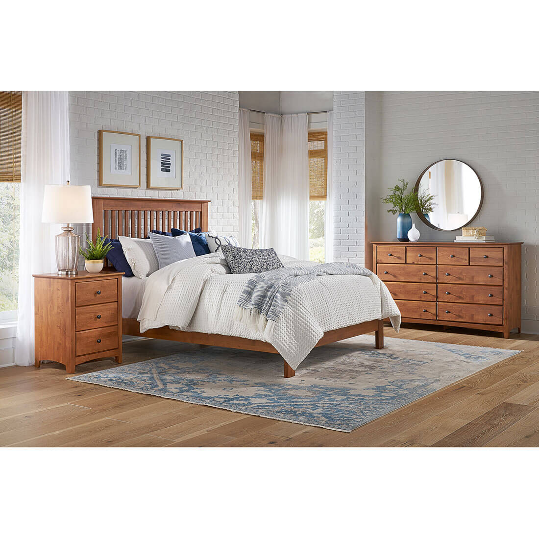 Archbold Furniture Shaker Slat Queen Bed Low Footboard Bedroom Collection