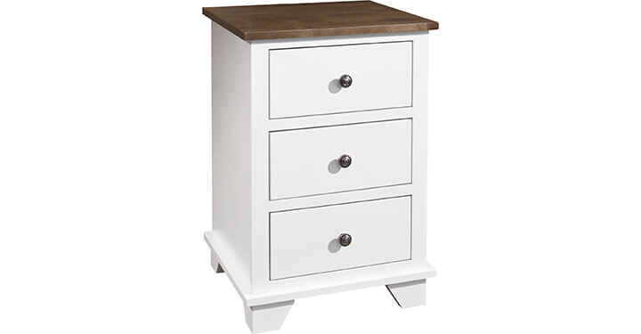 Archbold Furniture Portland 3 Drawer Nightstand 51431
